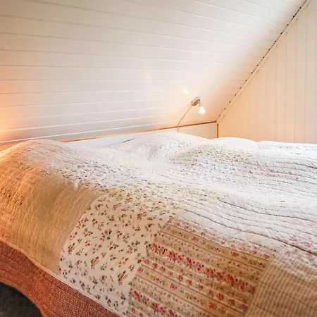 3 Bedroom Cozy In Hvide Sande *